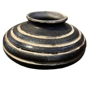 Hand Crafted Black & Tan Textured‎ Stoneware Round  Vase